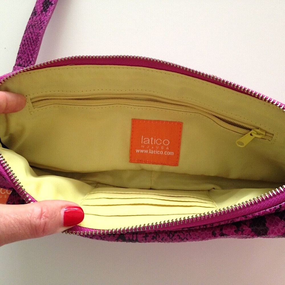 🎉2HP🎉 LATICO Raven Leather Snake Clutch CrossBody Handbag Hot Pink Magenta NWT - Picture 6 of 15